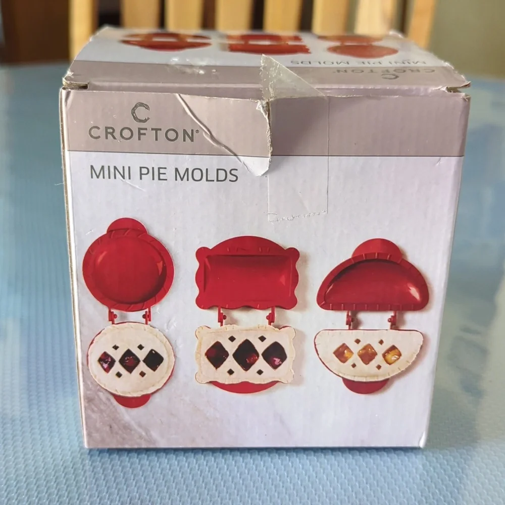 Croften mini pie molds